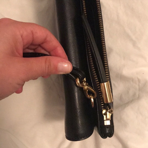 Banana Republic Women's Black Envelope Convertible - Picture 6 of 8